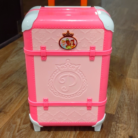 Disney Princess Style Collection Deluxe Suitcase - Picture 9 of 14